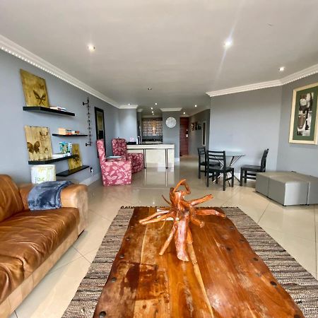 Apartment The Sails Дърбан Екстериор снимка