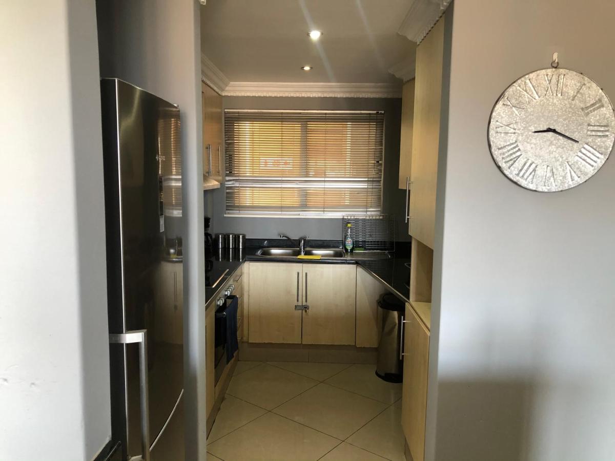 Apartment The Sails Дърбан Екстериор снимка