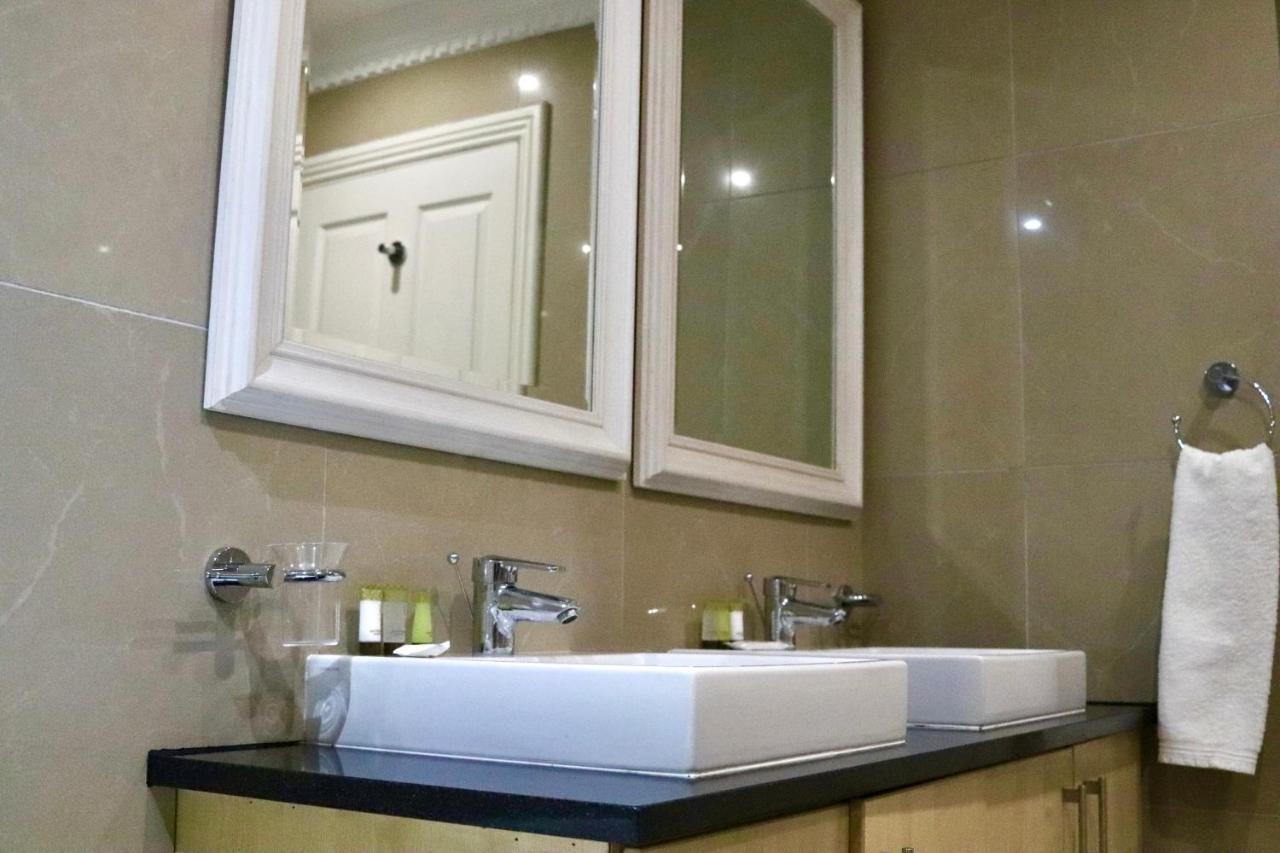 Apartment The Sails Дърбан Екстериор снимка