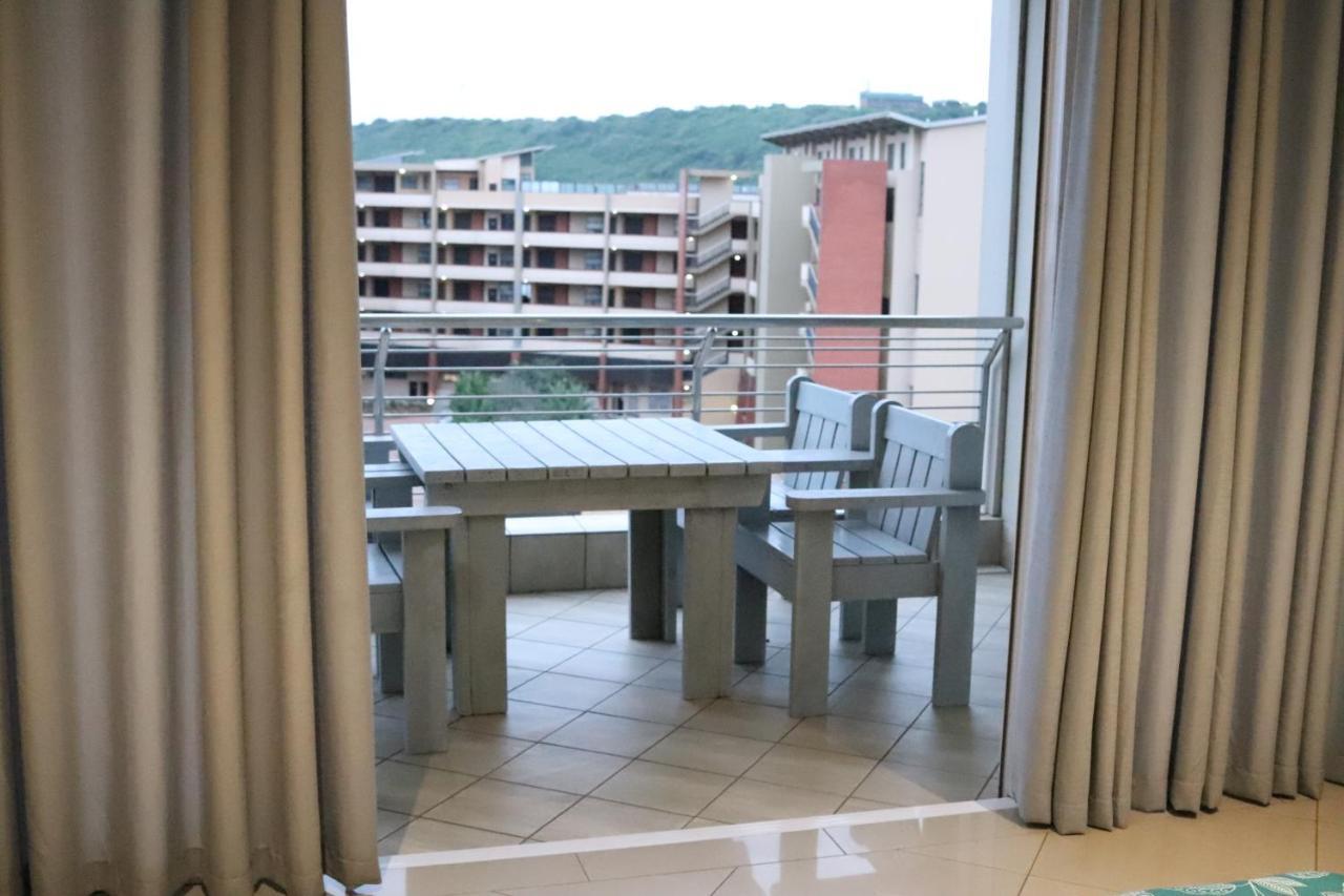 Apartment The Sails Дърбан Екстериор снимка